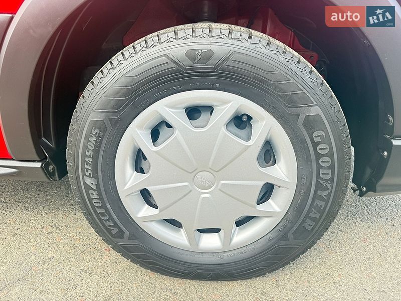 Другие грузовики Ford Transit 2020 в Киеве