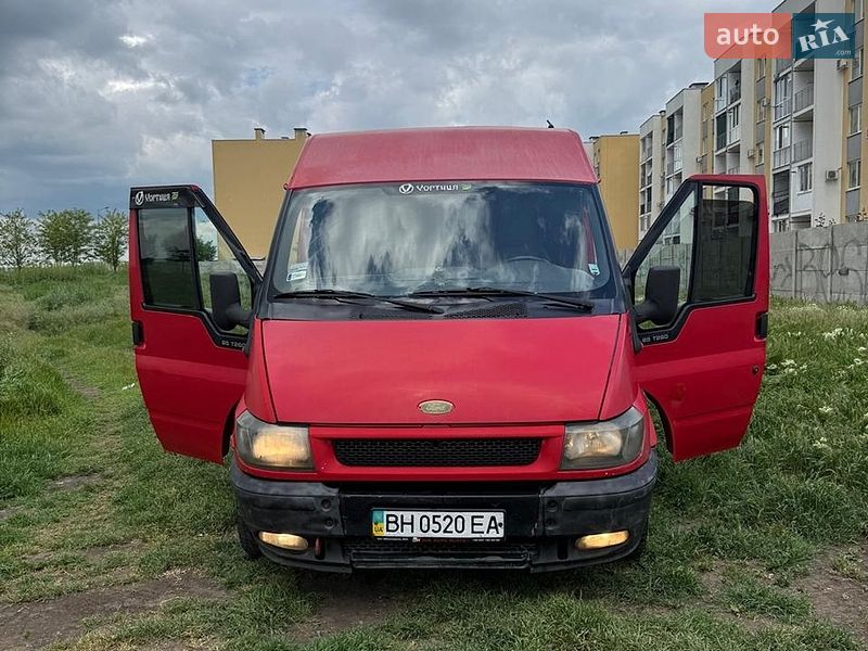 Вантажопасажирський фургон Ford Transit 2005 в Одесі
