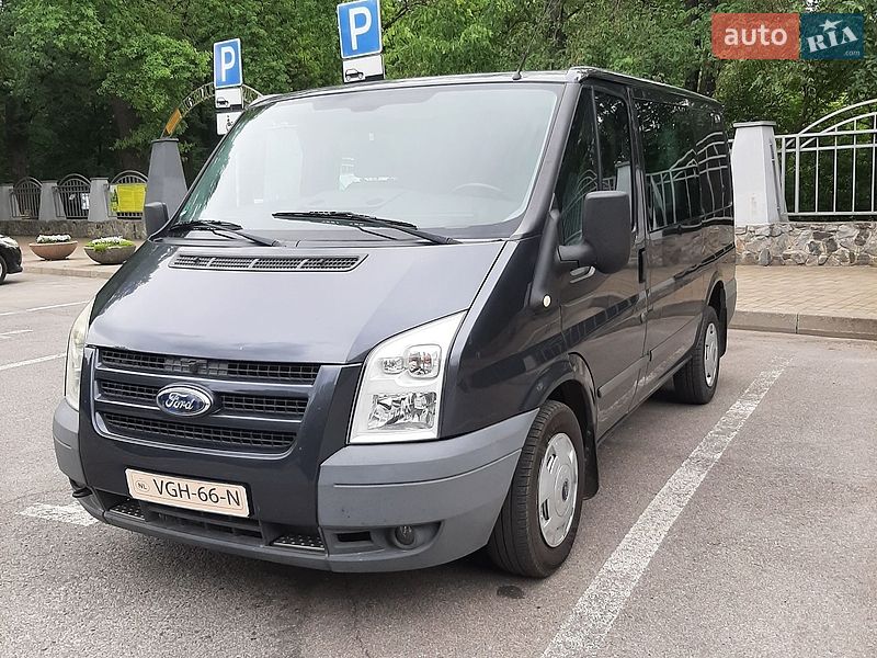 Вантажопасажирський фургон Ford Transit 2010 в Полтаві