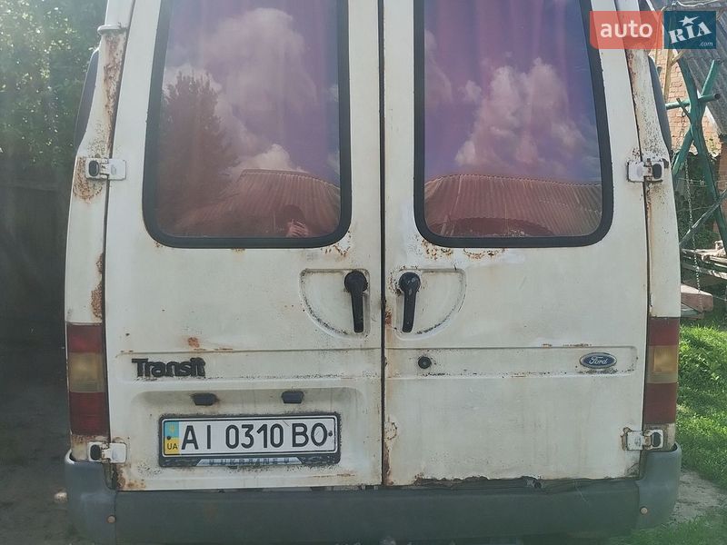Минивэн Ford Transit 1996 в Недригайлове