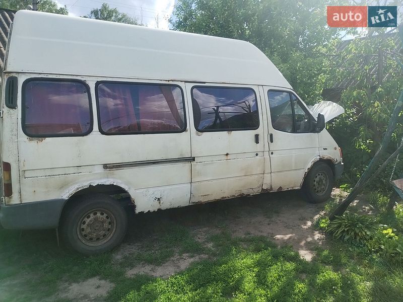 Минивэн Ford Transit 1996 в Недригайлове