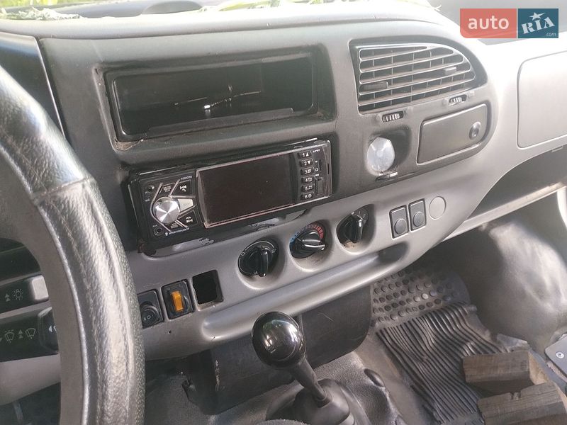 Минивэн Ford Transit 1996 в Недригайлове