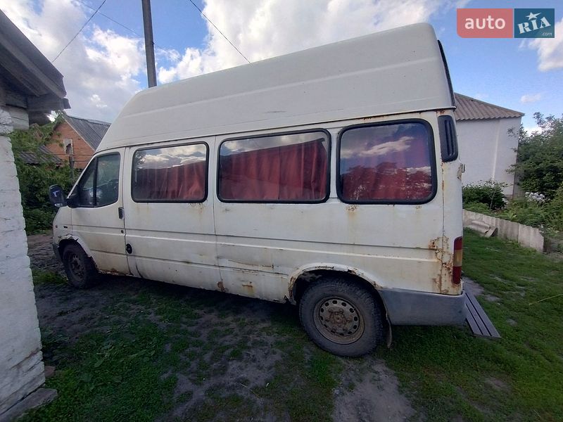 Минивэн Ford Transit 1996 в Недригайлове