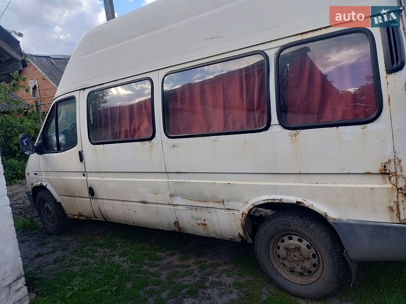 Минивэн Ford Transit 1996 в Недригайлове