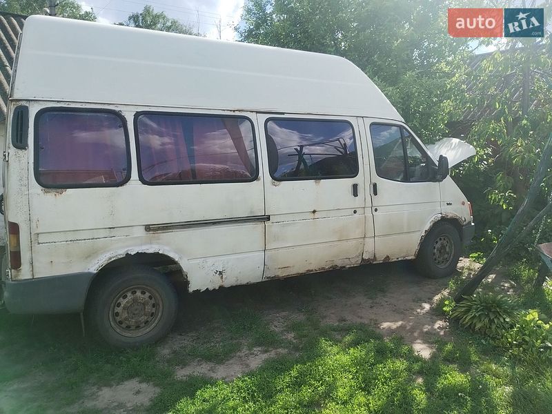 Минивэн Ford Transit 1996 в Недригайлове