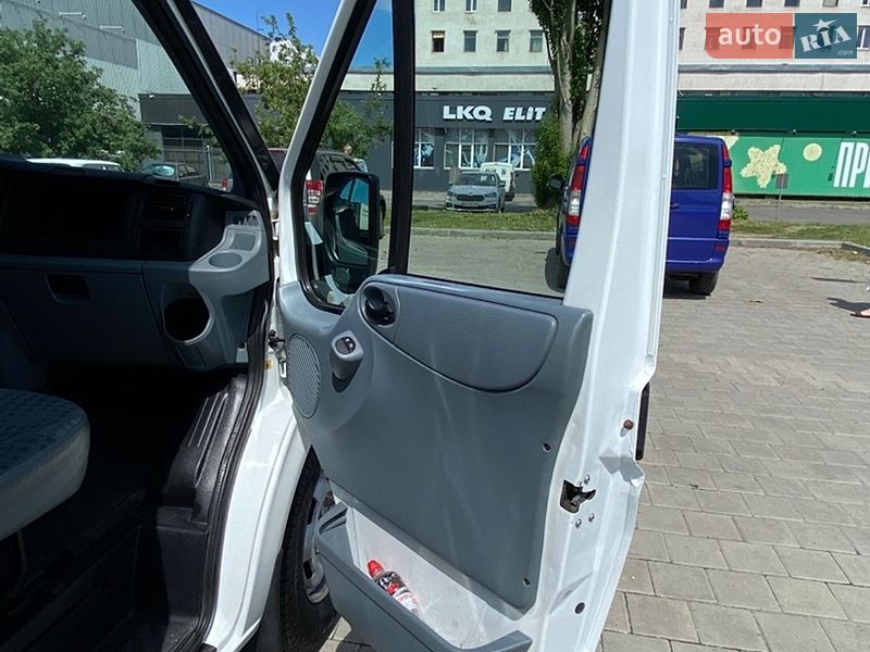 Грузовой фургон Ford Transit 2012 в Черкассах