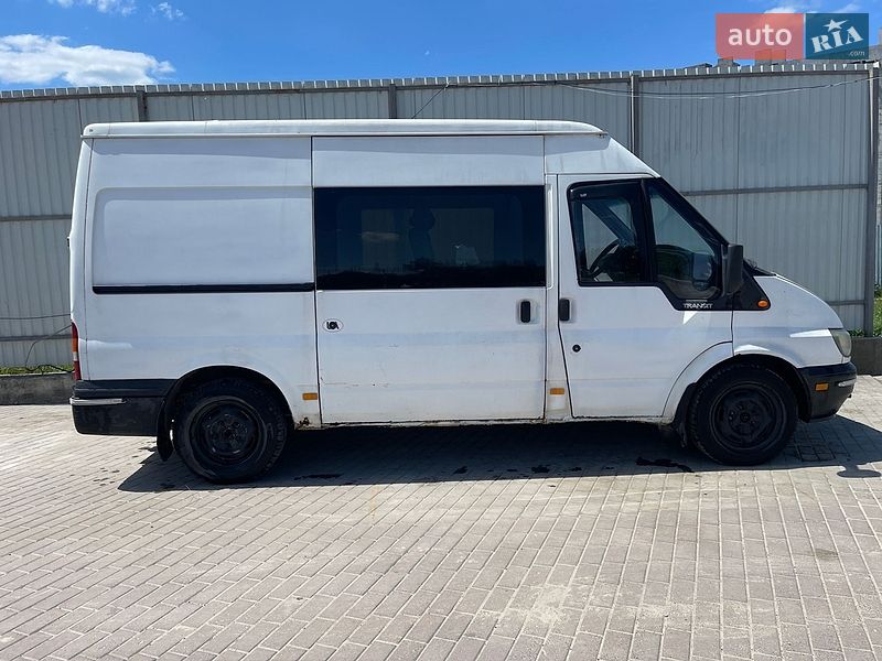 Микровэн Ford Transit 2000 в Новояворовске