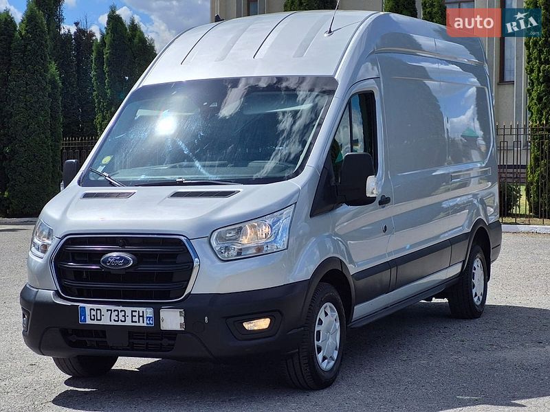 Вантажний фургон Ford Transit 2021 в Дубні