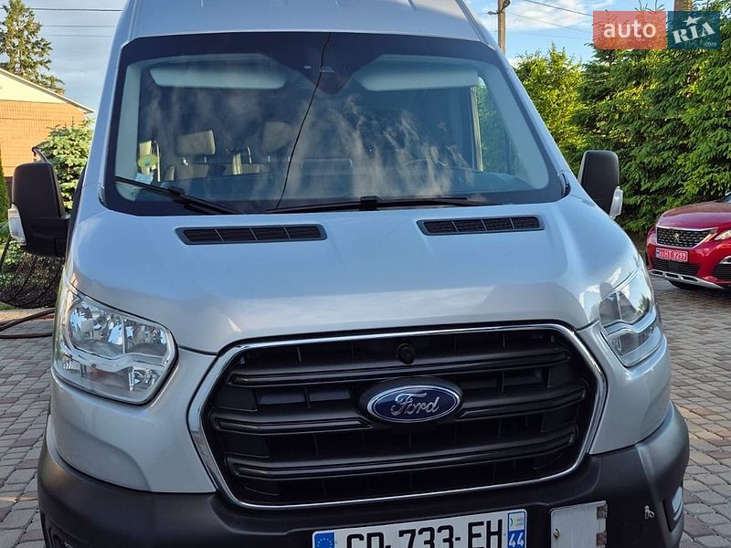 Вантажний фургон Ford Transit 2021 в Дубні