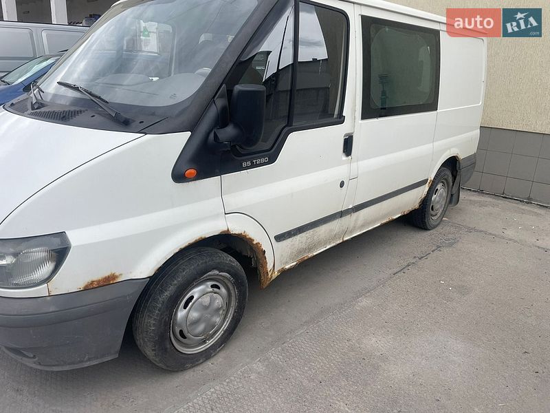 Грузопассажирский фургон Ford Transit 2003 в Львове