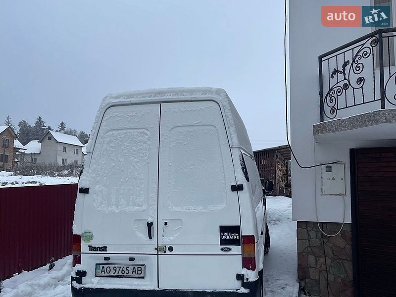 Грузовой фургон Ford Transit 1999 в Надворной