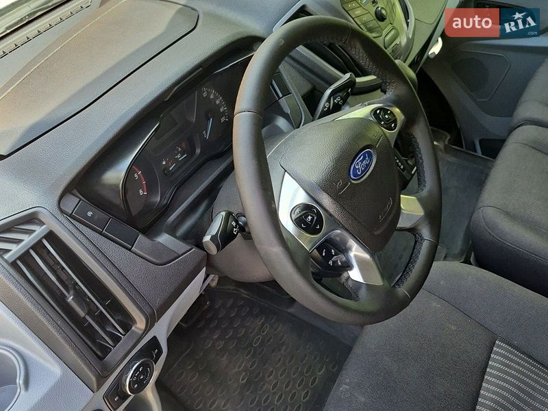 Грузовой фургон Ford Transit 2017 в Сумах