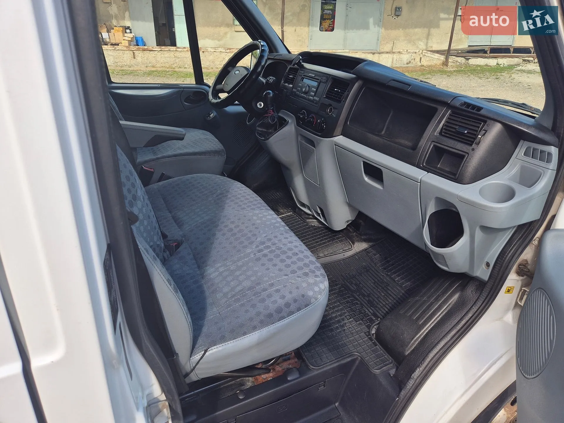 2013 Ford Transit Connect - мініатюра 8