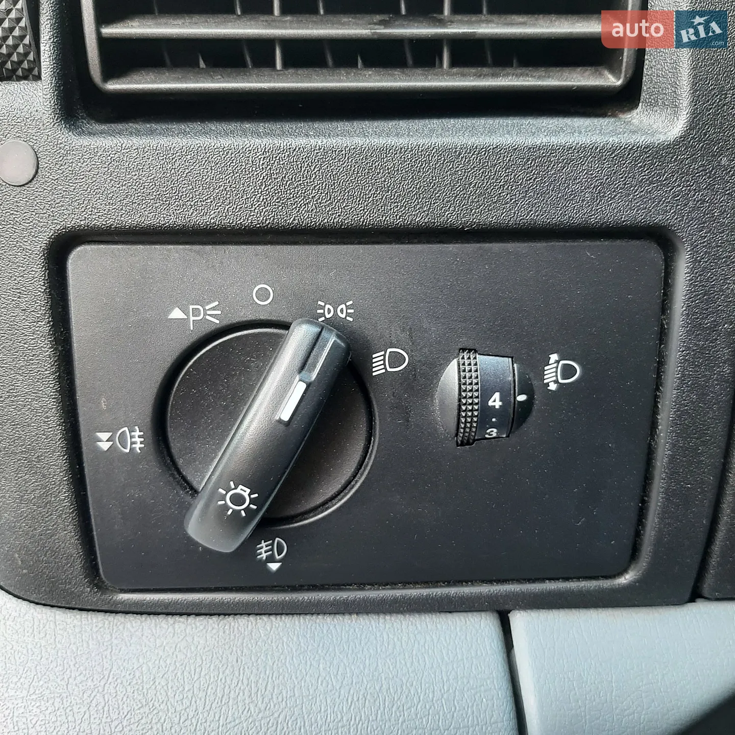 2013 Ford Transit Connect - мініатюра 102