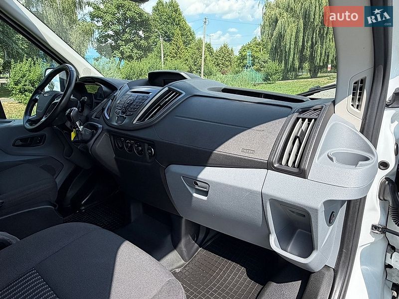 Мінівен Ford Transit 2019 в Рівному
