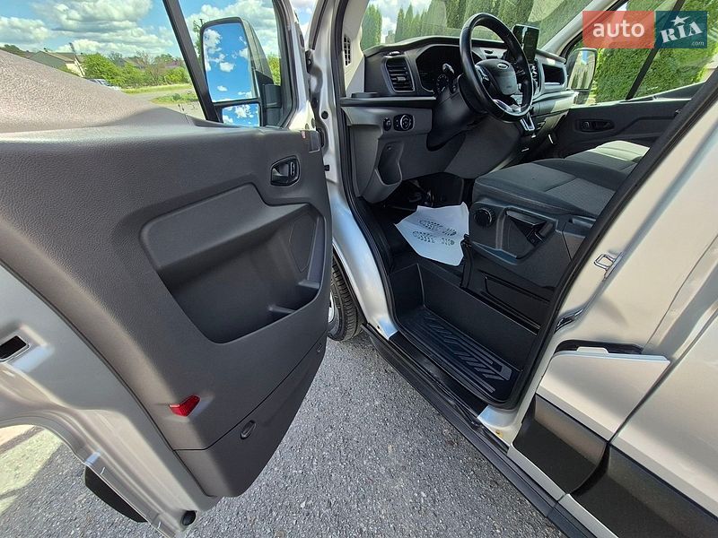 Грузовой фургон Ford Transit 2021 в Дубно