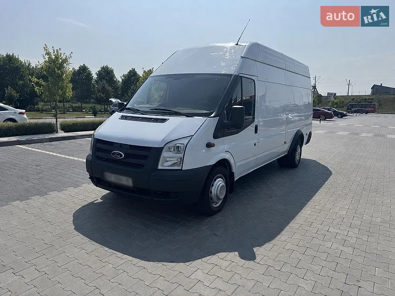 Ford Transit 2011