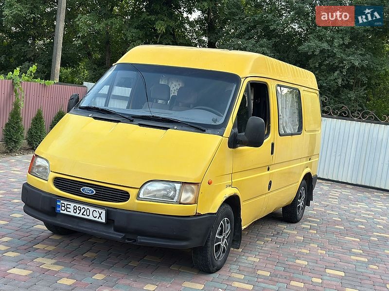 Грузовой фургон Ford Transit 1996 в Черновцах