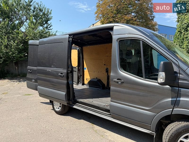 Мінівен Ford Transit 2016 в Києві