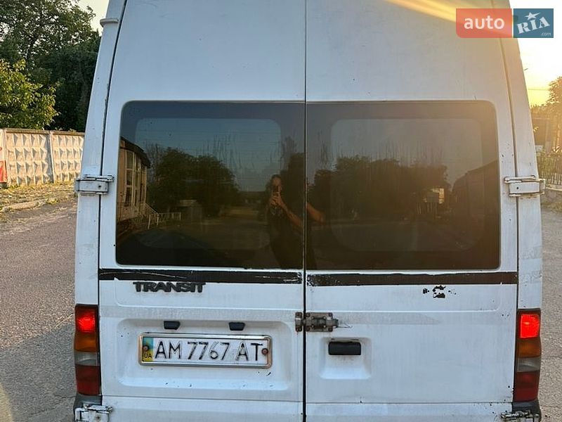 Грузовой фургон Ford Transit 2004 в Житомире