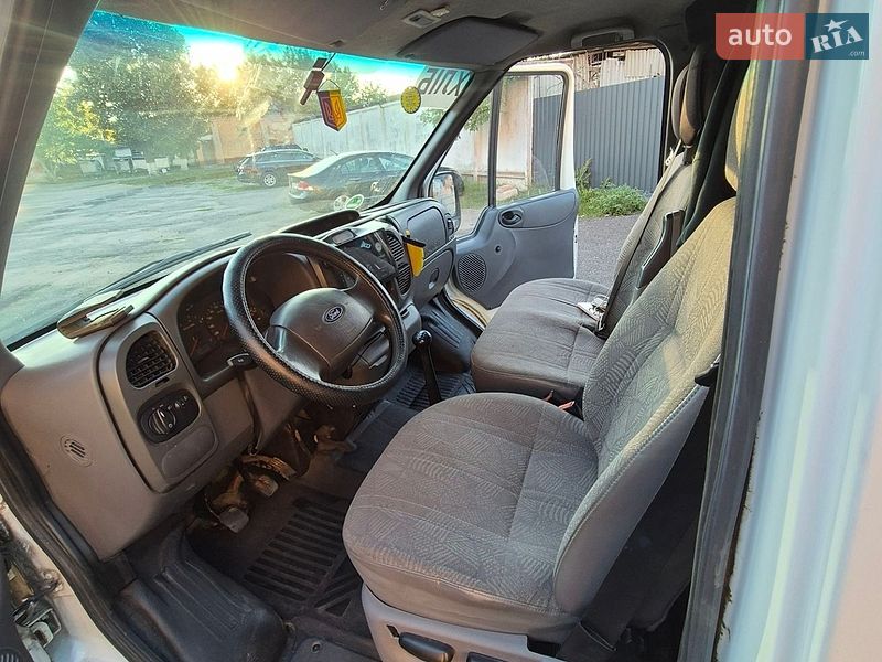 Грузовой фургон Ford Transit 2003 в Жмеринке