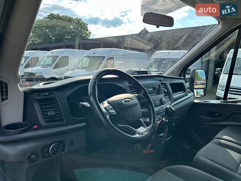 Грузовой фургон Ford Transit 2021 в Хусте
