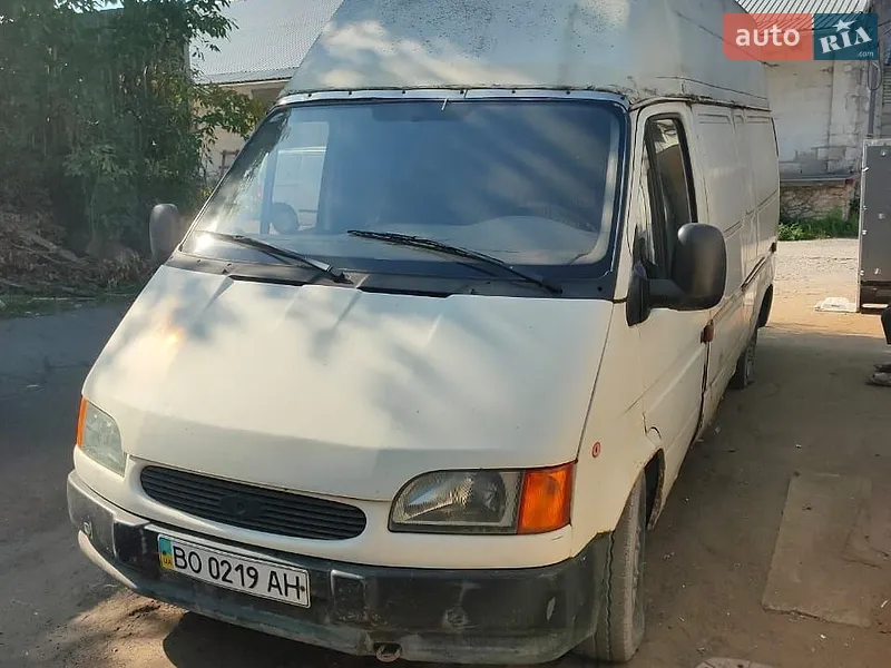 Ford Transit 2000