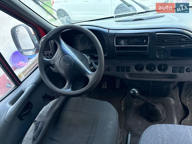 Вантажний фургон Ford Transit 1999 в Івано-Франківську