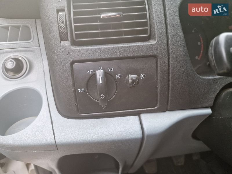 Грузовой фургон Ford Transit 2008 в Одессе