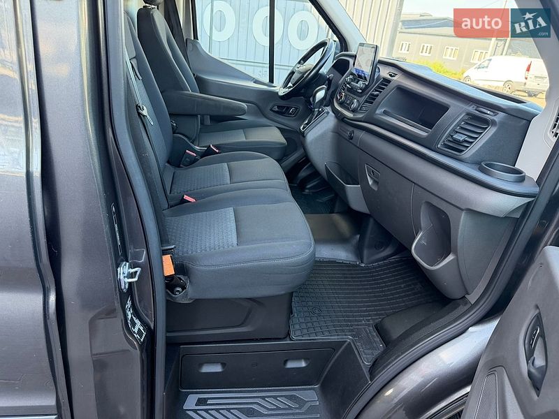 Вантажний фургон Ford Transit 2021 в Ірпені
