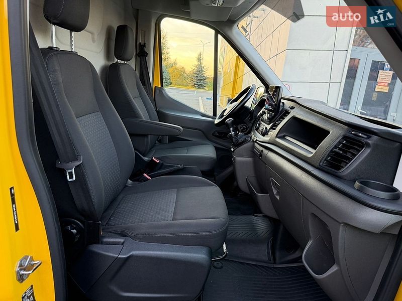 Вантажний фургон Ford Transit 2022 в Ірпені