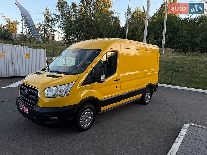 Вантажний фургон Ford Transit 2022 в Ірпені