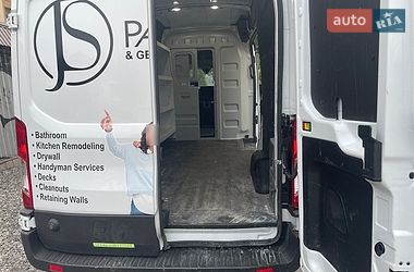 Вантажний фургон Ford Transit 2022 в Золочеві