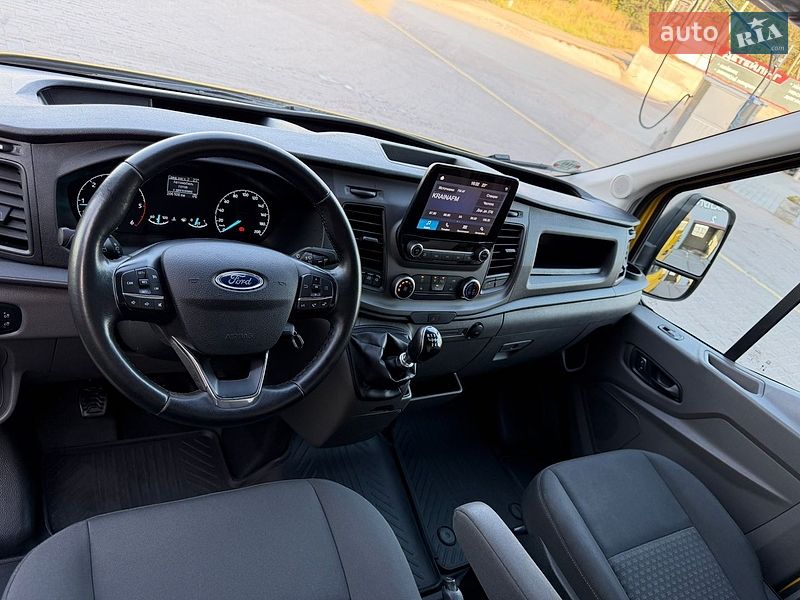 Вантажний фургон Ford Transit 2022 в Ірпені