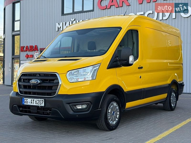 Вантажний фургон Ford Transit 2022 в Ірпені