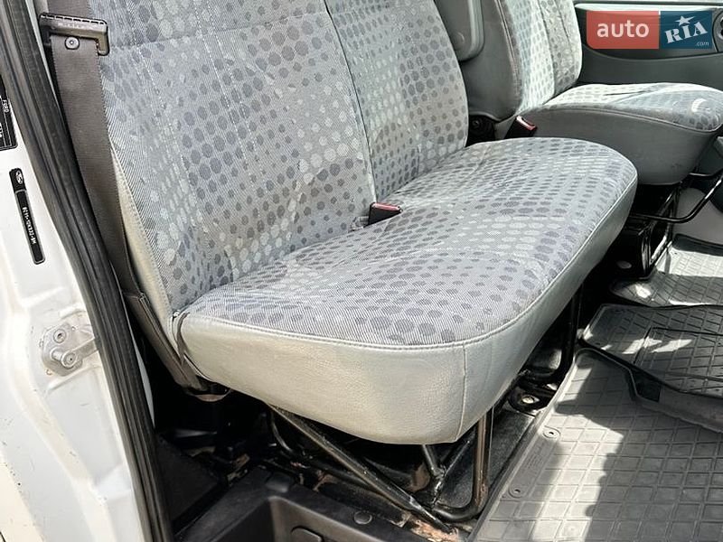 Вантажний фургон Ford Transit 2008 в Гнівані