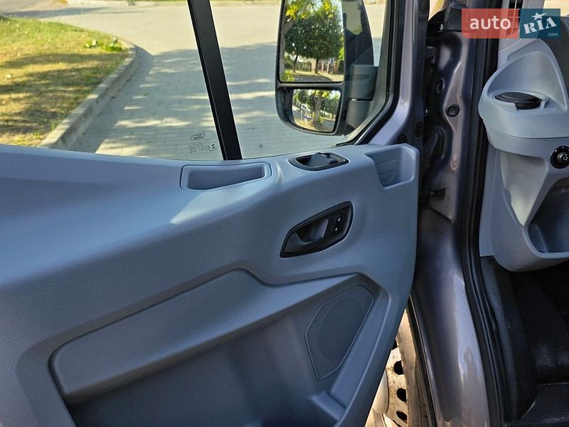 Борт Ford Transit 2017 в Сокалі