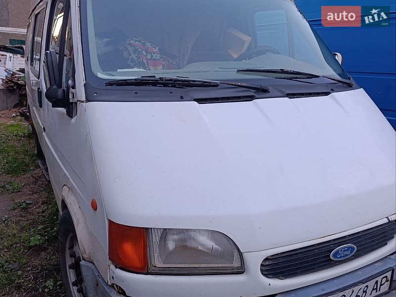 Минивэн Ford Transit 1997 в Черновцах