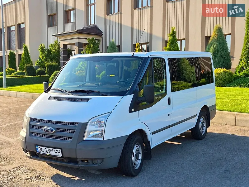 Ford Transit 2012