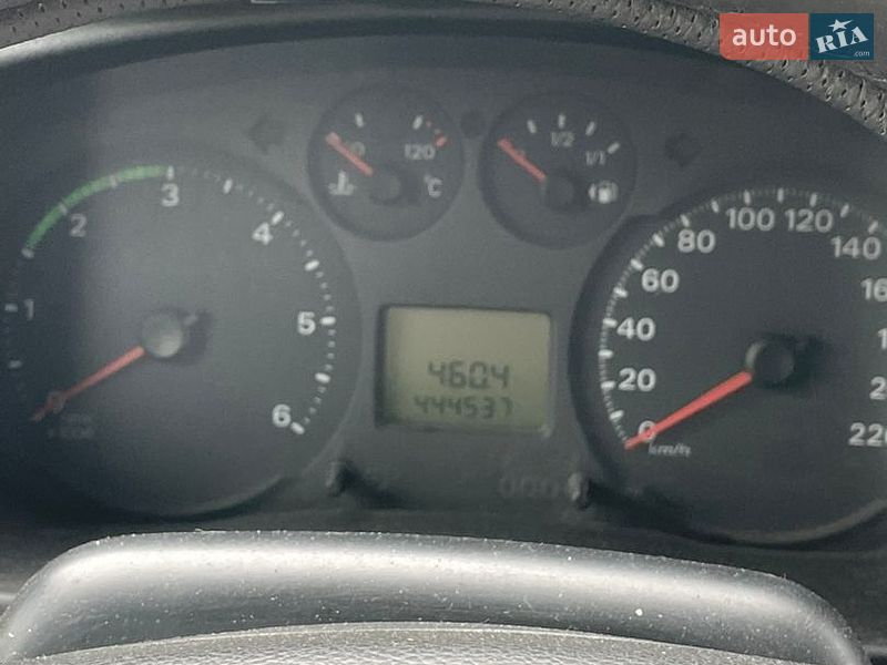 Грузовой фургон Ford Transit 2007 в Полтаве