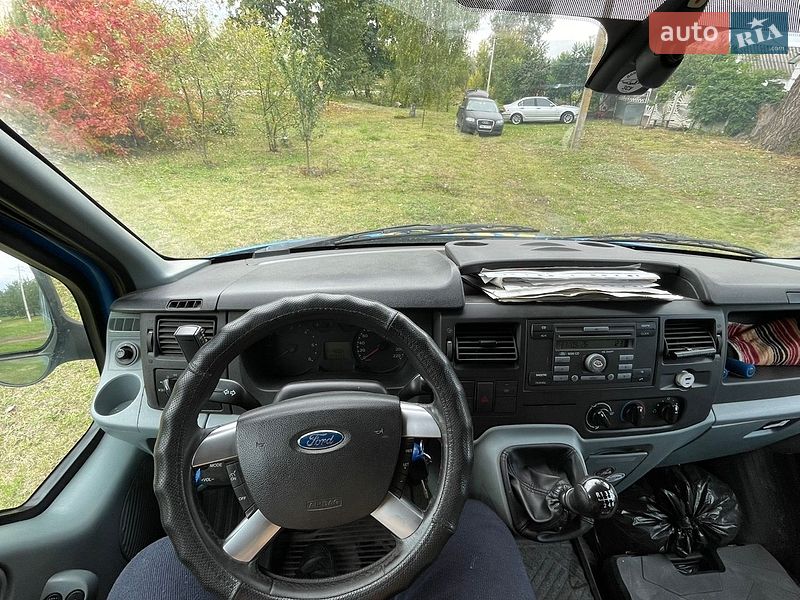 Грузовой фургон Ford Transit 2007 в Полтаве