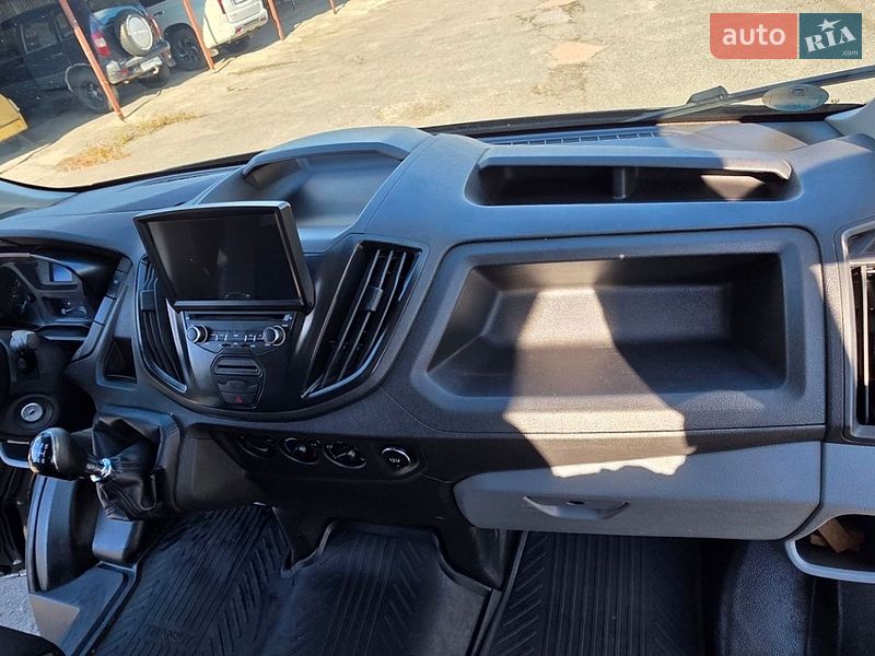 Грузопассажирский фургон Ford Transit 2015 в Киеве