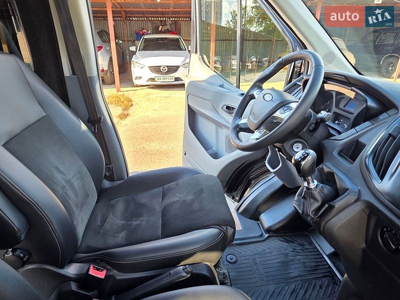 Грузопассажирский фургон Ford Transit 2015 в Киеве