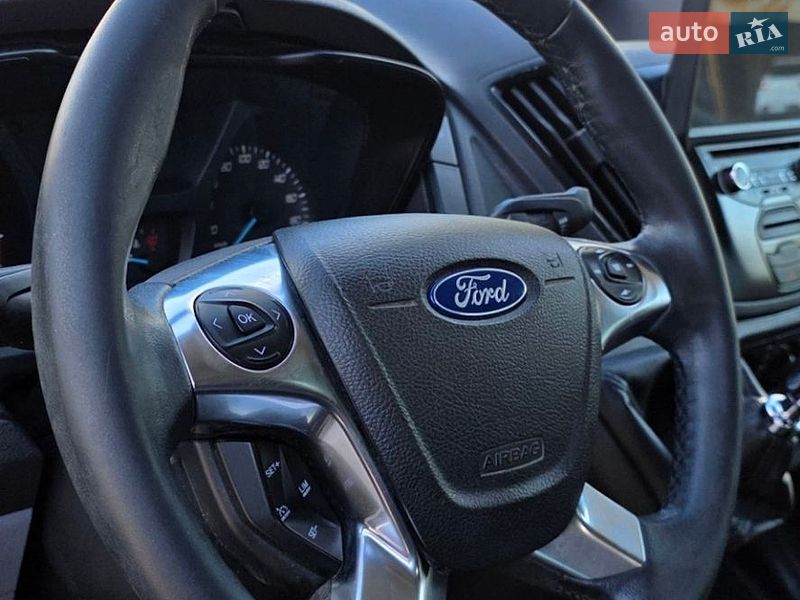 Грузопассажирский фургон Ford Transit 2015 в Киеве