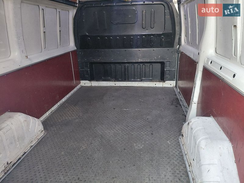 Грузовой фургон Ford Transit 2006 в Измаиле