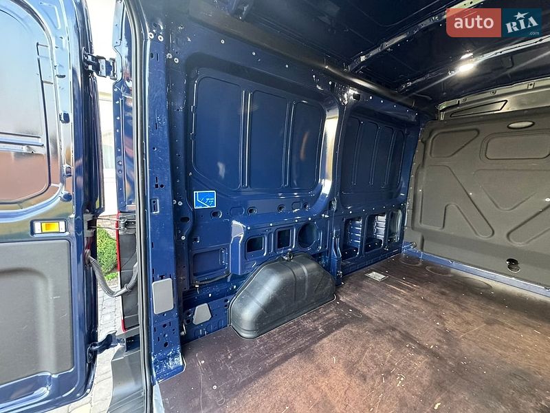 Грузовой фургон Ford Transit 2022 в Киеве