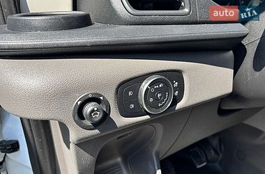 Грузовой фургон Ford Transit 2019 в Киеве