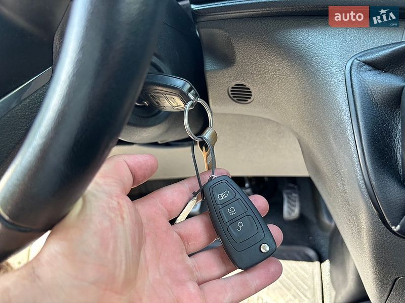 Грузовой фургон Ford Transit 2019 в Киеве