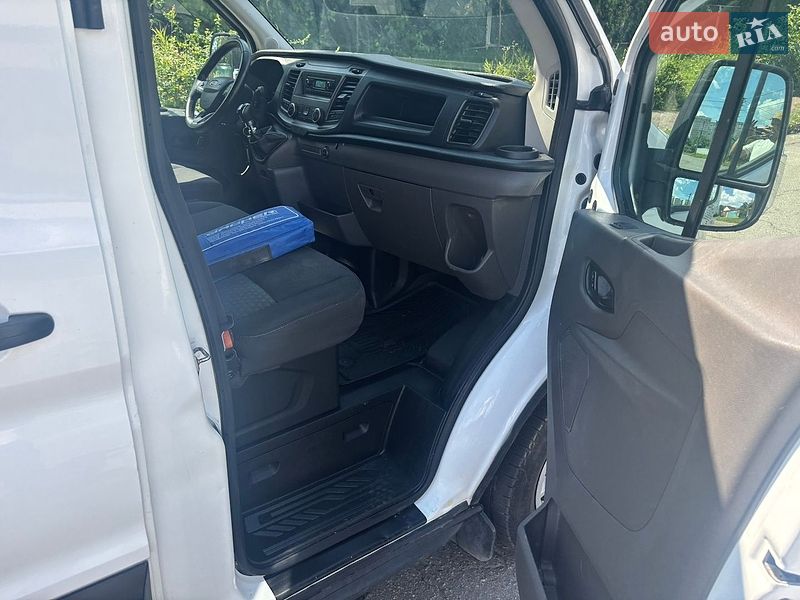 Грузовой фургон Ford Transit 2019 в Киеве