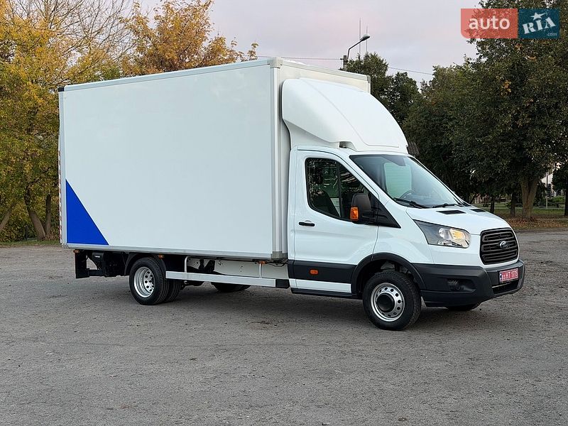 Вантажний фургон Ford Transit 2016 в Дубні